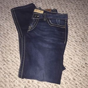 Buckle skinny jeans (NWOT)